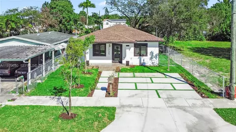 1735 NW 84th St, Miami, FL 33147