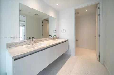 Bath - 700 NE 26th Ter #3006, Miami, FL 33137 photo 1 of 4
