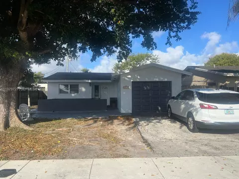 3771 NE 16th Ave, Pompano Beach, FL 33064