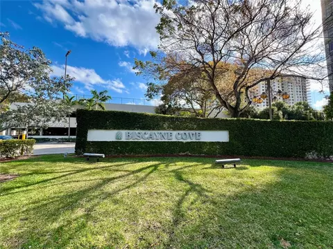 18151 NE 31st Ct #103, Aventura, FL 33160