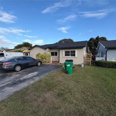 4421 SW 138th Ct, Miami, FL 33175