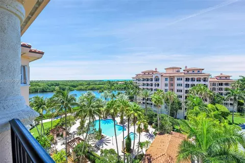 13637 Deering Bay Dr #261, Coral Gables, FL 33158