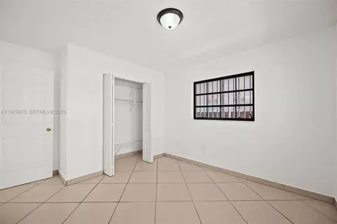 2496 W 70th Pl, Hialeah, FL 33016 photo 19