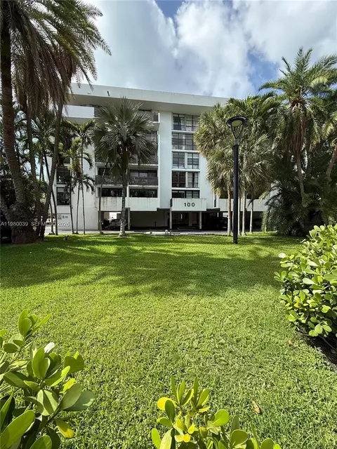 100 Ocean Lane Dr #303, Key Biscayne, FL 33149
