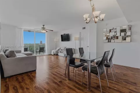 2841 NE 163rd St #802, North Miami Beach, FL 33160