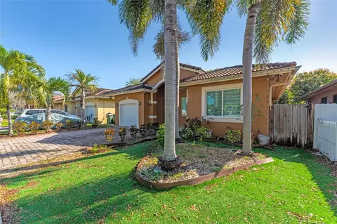 997 NE 16th Ave, Homestead, FL 33033