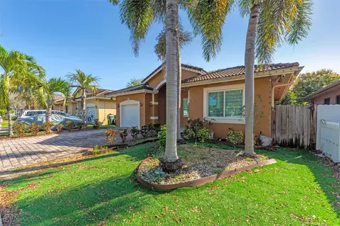 997 NE 16th Ave, Homestead, FL 33033