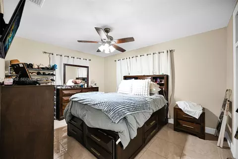 1811 Utopia Dr, Miramar, FL 33023 photo 7
