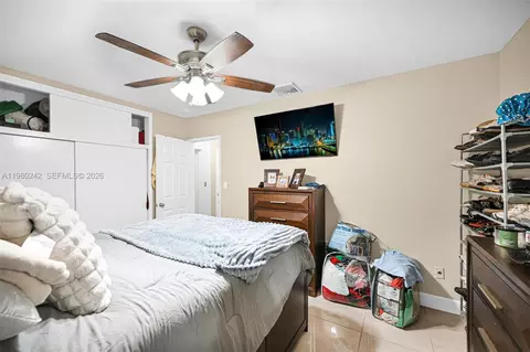 1811 Utopia Dr, Miramar, FL 33023 photo 9