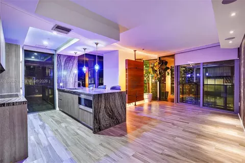 801 S Miami Ave #2805, Miami, FL 33130