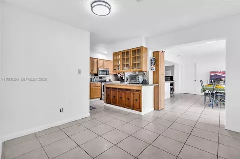 Entry Way - 8209 NW 91st Ave, Tamarac, FL 33321 photo 1 of 1