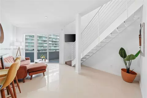 Living - 60 SW 13th St #4414, Miami, FL 33130 photo 1 of 2