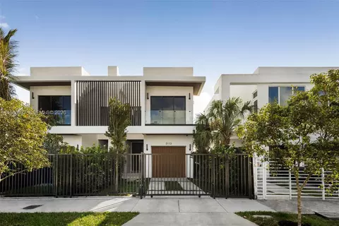 3113 Elizabeth St, Miami, FL 33133