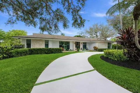 17204 SW 79th Ct, Palmetto Bay, FL 33157
