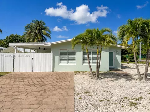Exterior - 1262 Marlin Dr, Marathon, FL 33050 photo 2 of 4