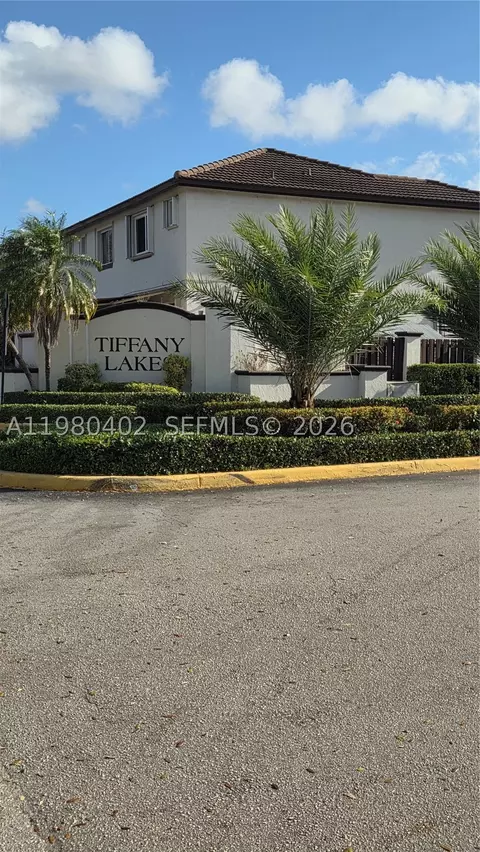 8745 SW 152nd Ave #215, Miami, FL 33193