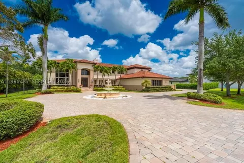 13425 SW 37th Pl, Davie, FL 33330