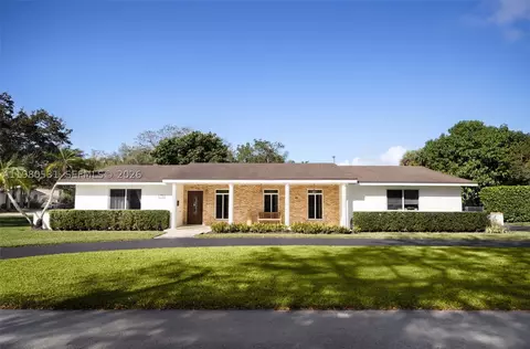 15700 SW 77th Ct, Palmetto Bay, FL 33157