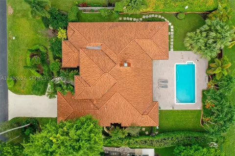 16701 SW 84th Ct, Palmetto Bay, FL 33157