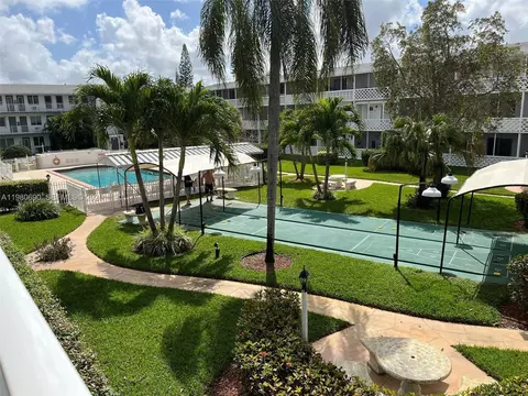 15610 NE 6th Ave #19C, Miami, FL 33162
