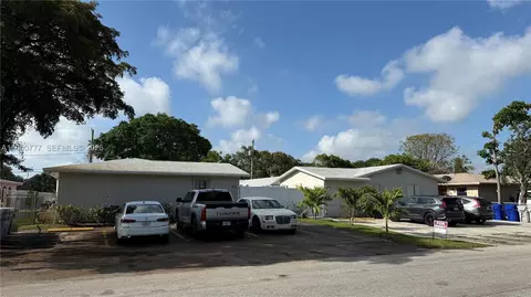 216 NW 12th St, Pompano Beach, FL 33060