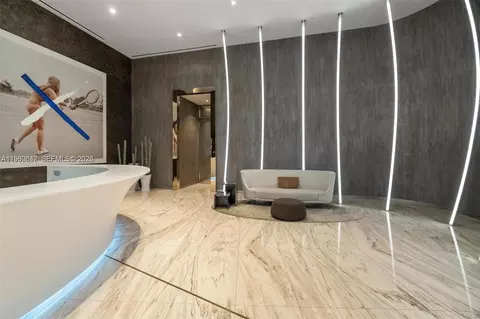 1000 Brickell Plz #3310, Miami, FL 33131
