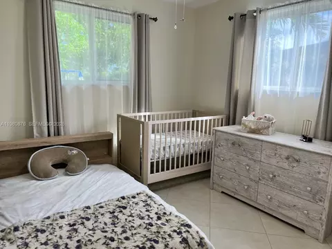 Bedroom - 685 W 77th St, Hialeah, FL 33014 photo 6 of 7