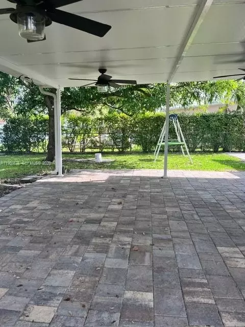 Other - 685 W 77th St, Hialeah, FL 33014 photo 7 of 8