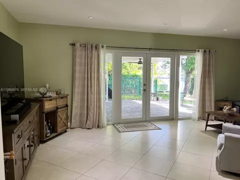 Living - 685 W 77th St, Hialeah, FL 33014 photo 3 of 4