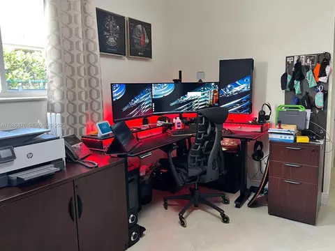 Other - 685 W 77th St, Hialeah, FL 33014 photo 6 of 8