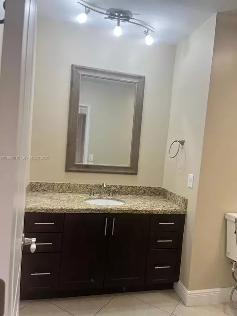 Bath - 685 W 77th St, Hialeah, FL 33014 photo 1 of 5
