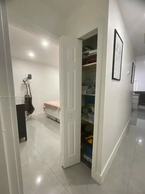 Entry Way - 4518 NW 185th St, Miami Gardens, FL 33055 photo 2 of 2