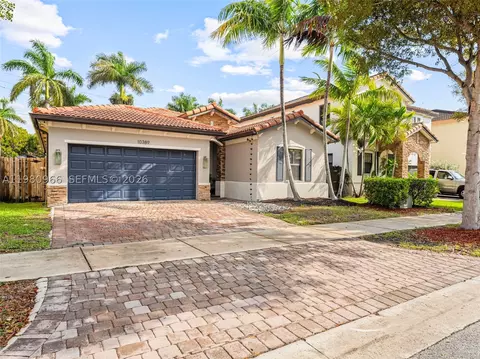 10389 SW 224th Ter, Cutler Bay, FL 33190