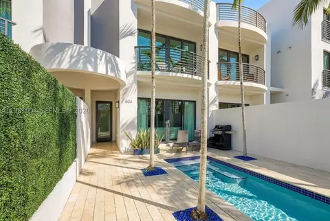 606 NE 14th Ave, Fort Lauderdale, FL 33304