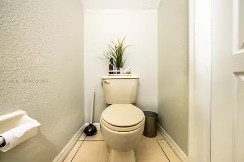 Other - Undisclosed, Hialeah, FL 33018 photo 3 of 5
