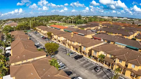 View/Area - Undisclosed, Hialeah, FL 33018 photo 2 of 3