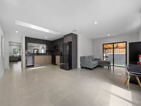 Living - 252 E 36th St, Hialeah, FL 33013 photo 2 of 3