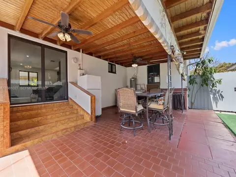 Exterior - 252 E 36th St, Hialeah, FL 33013 photo 3 of 6