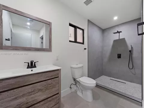 Bath - 252 E 36th St, Hialeah, FL 33013 photo 1 of 6