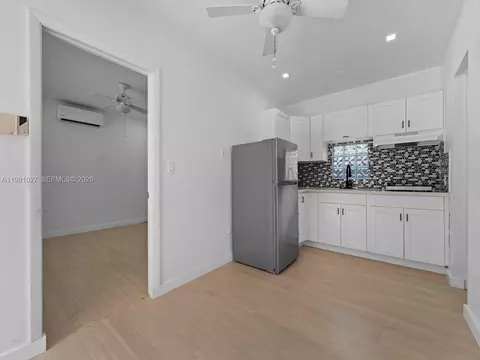 Other - 252 E 36th St, Hialeah, FL 33013 photo 10 of 11