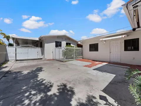 Exterior - 252 E 36th St, Hialeah, FL 33013 photo 5 of 6