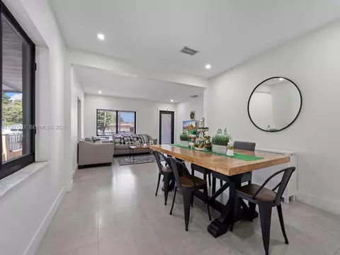 Dining - 252 E 36th St, Hialeah, FL 33013 photo 2 of 2