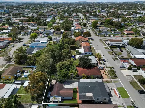 View/Area - 252 E 36th St, Hialeah, FL 33013 photo 8 of 8