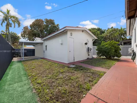 Exterior - 252 E 36th St, Hialeah, FL 33013 photo 4 of 6