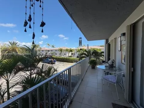 7403 SW 82nd St #212N, Miami, FL 33143
