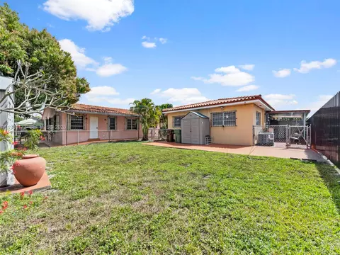 Exterior - 27 E 12th St, Hialeah, FL 33010 photo 4 of 7