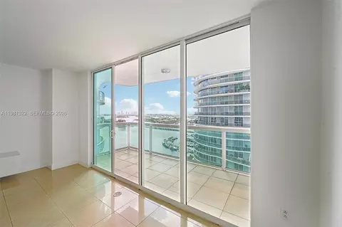 1800 N Bayshore Dr #2811, Miami, FL 33132