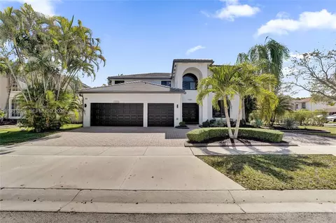 13076 NW 14th St, Pembroke Pines, FL 33028