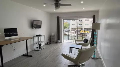 3642 NE 171st St #203, North Miami Beach, FL 33160
