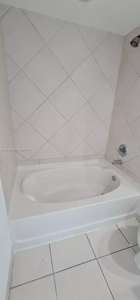 Bath - 335 S Biscayne Blvd #3610, Miami, FL 33131 photo 3 of 3